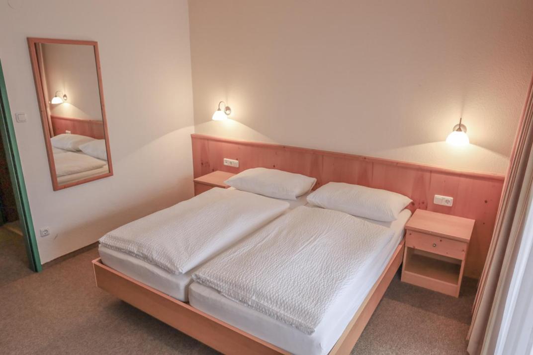 Gasthof Pension Pichlernwirt Himmelberg Zewnętrze zdjęcie